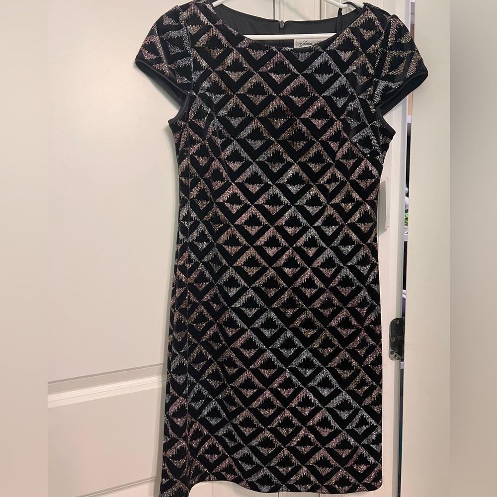 NWT Jessica Howard Women's Glitter Velvet Cocktail Dress